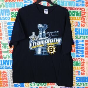 Boston Bruins 2011 Stanley Cup Champs T Shirt Size XL Trophy Graphic Silver Text